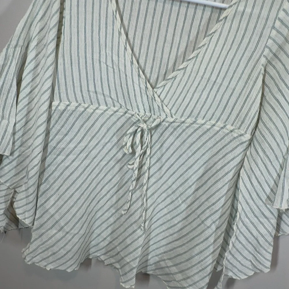 Xhilaration Striped Blouse Small V-Neck Flutter Sleeve Fairycore Boho Top